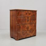 1277 1011 CHEST OF DRAWERS